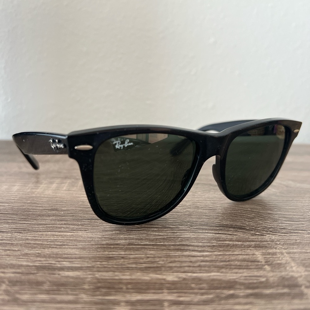 Ray Ban Wayfarer Sunglasses